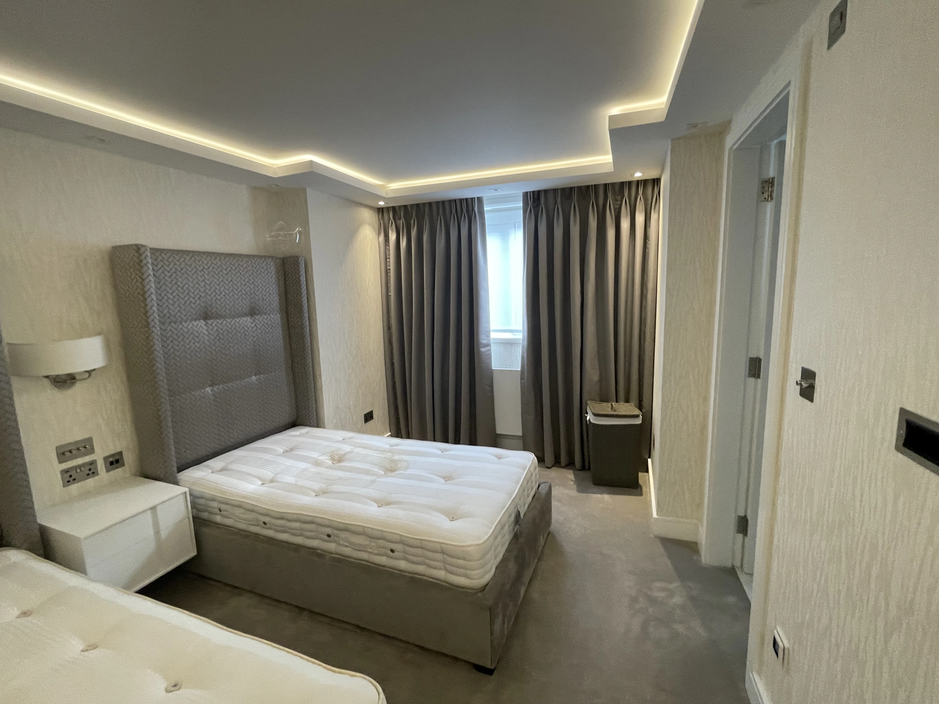 01JDXG4E1DYR05885579E1MPRZ