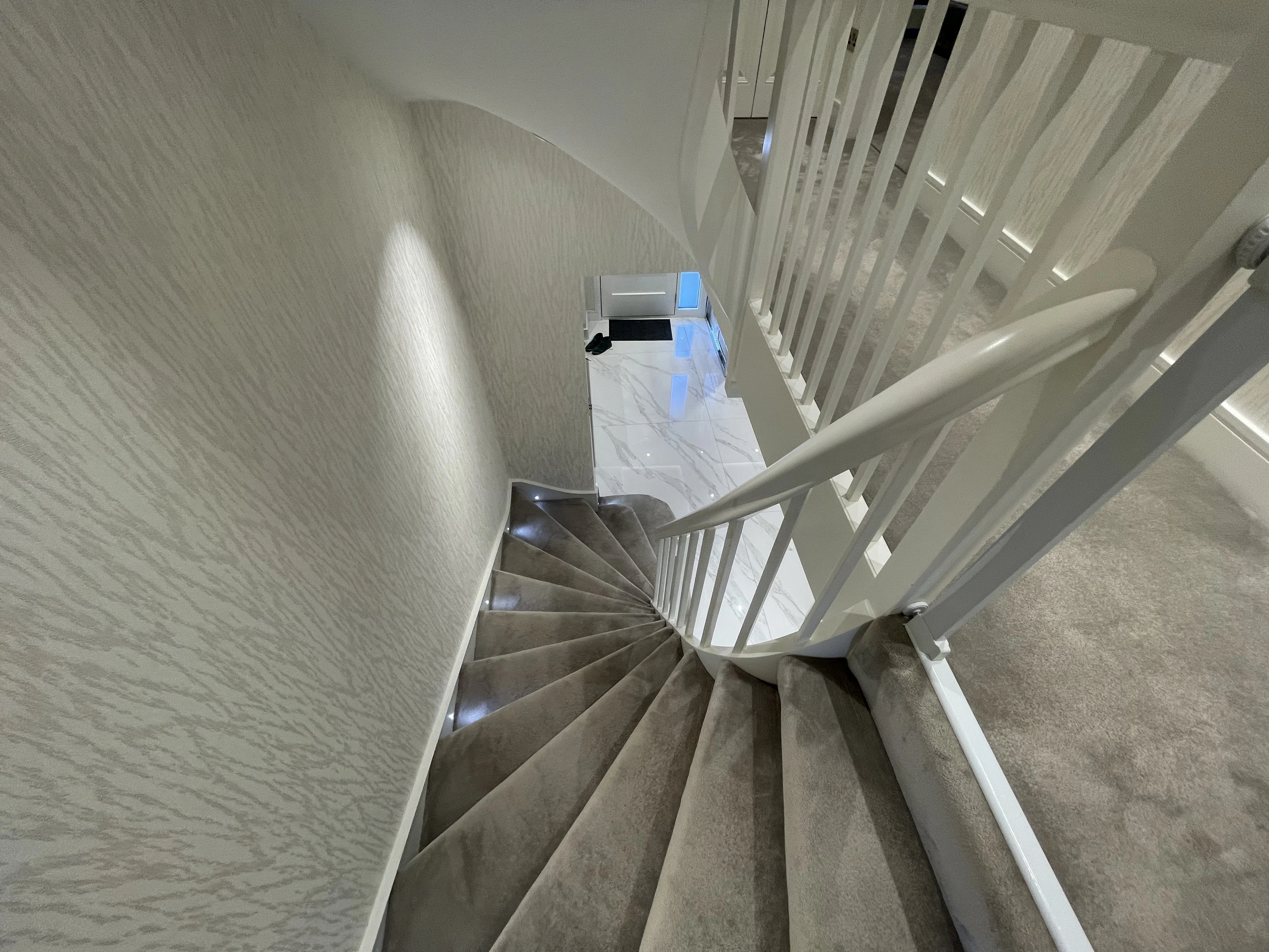 01JDXG4E54VC69B4HEF6YN5X4X